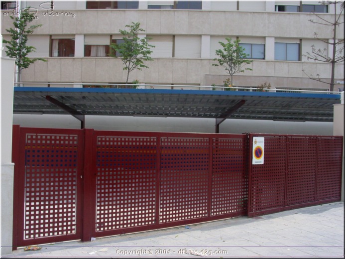 Una vez cargada.....

La siguiente foto se mostrará en 15 segundos.

Si no quieres esperar pulsa 